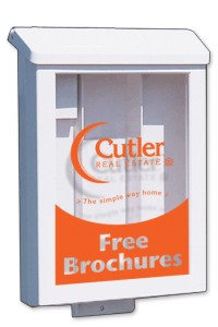 Cutler Real Estate WHITE PLASTIC YARDBOX